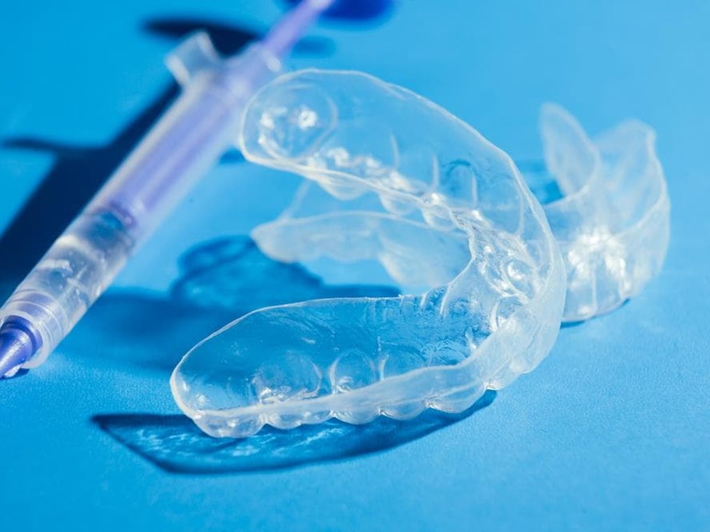 5 consejos para mantener limpio su retenedor dental