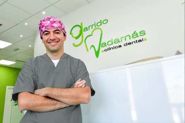 Ángel Ínsua - Cirujano/Implantología